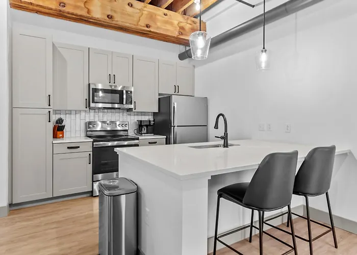 Premier Downtown Loft, Steps To Arch & Convention Center